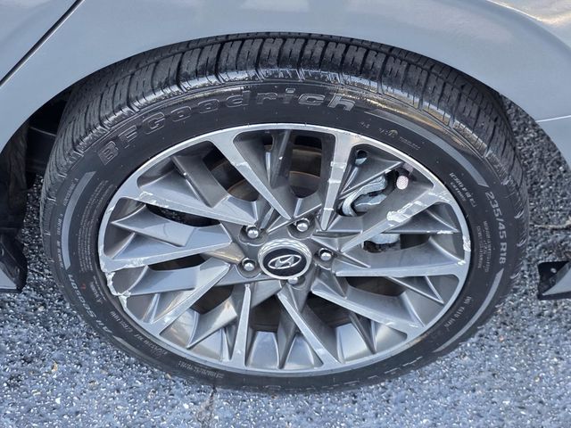 2021 Hyundai Sonata Limited 1.6T - 23101372 - 39