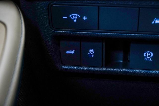 2021 Hyundai Sonata Limited 1.6T - 22969191 - 30