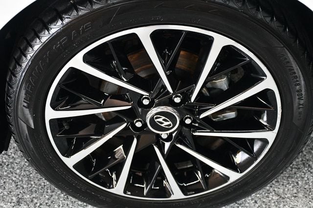 2021 Hyundai Sonata Limited 1.6T - 23050477 - 18