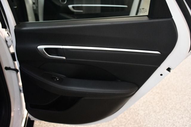 2021 Hyundai Sonata Limited 1.6T - 23050477 - 24