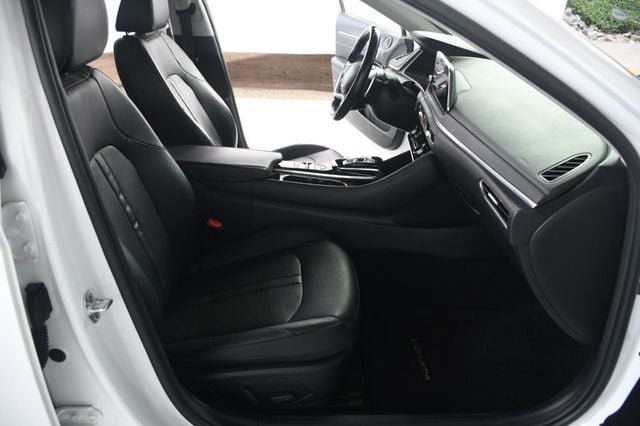 2021 Hyundai Sonata Limited 1.6T - 23050477 - 28