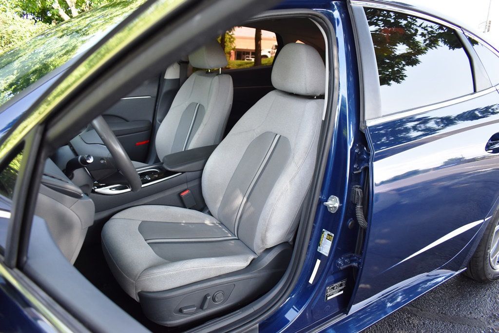 2021 Hyundai Sonata SEL photo 3