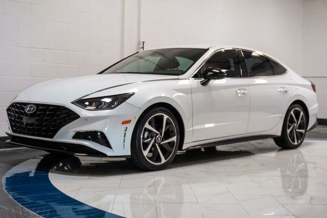 2021 Hyundai Sonata SEL Plus 1.6T - 23023066 - 3