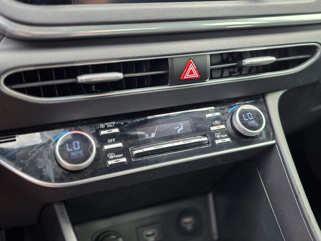 2021 Hyundai Sonata Hybrid Blue 2.0L - 22975186 - 12