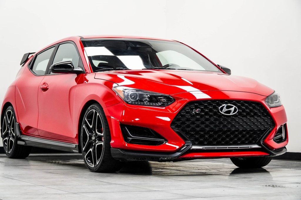 2021 Hyundai Veloster N photo 4