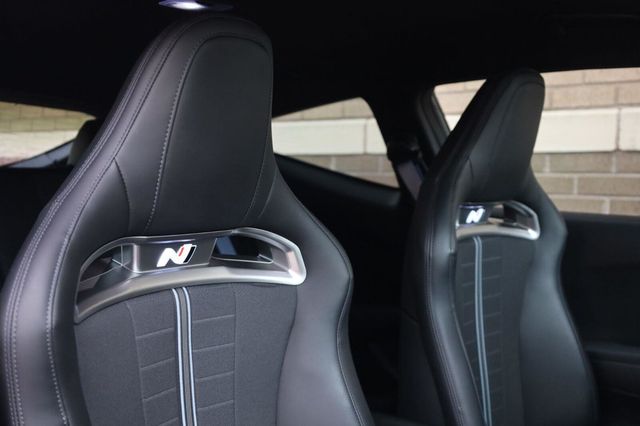 2021 Hyundai Veloster N N - 23052446 - 21
