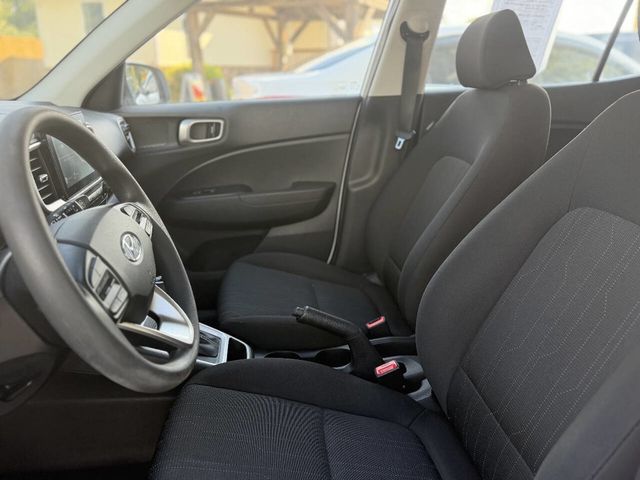 2021 Hyundai Venue SE IVT - 23055524 - 10