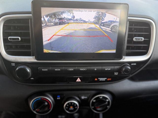 2021 Hyundai Venue SE IVT - 23055524 - 12