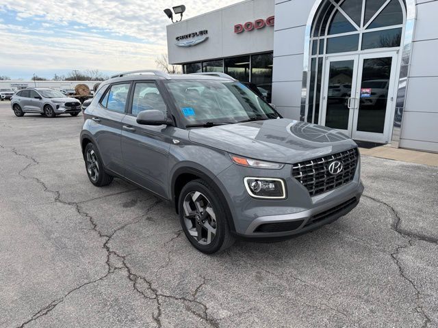 2021 Hyundai Venue SEL IVT - 23005081 - 1