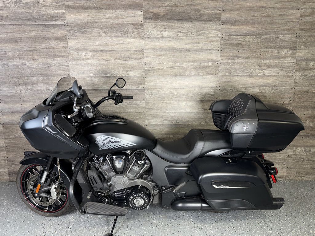 2021 Indian Challenger Dark Horse One Owner! - 23084118 - 11