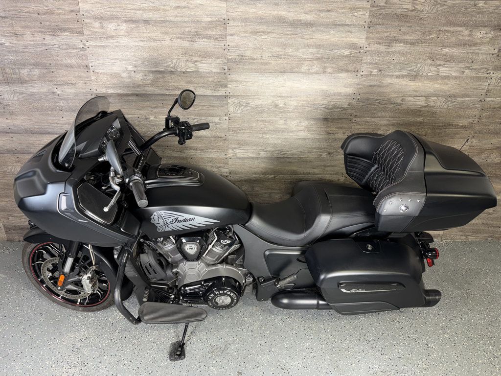 2021 Indian Challenger Dark Horse One Owner! - 23084118 - 15