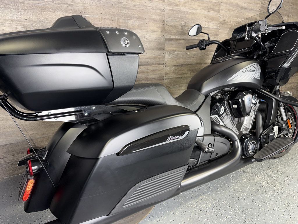 2021 Indian Challenger Dark Horse One Owner! - 23084118 - 2