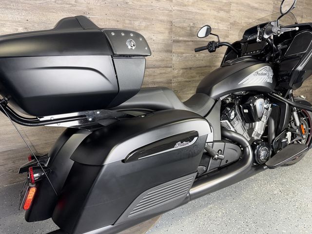 2021 Indian Challenger Dark Horse One Owner! - 23084118 - 2
