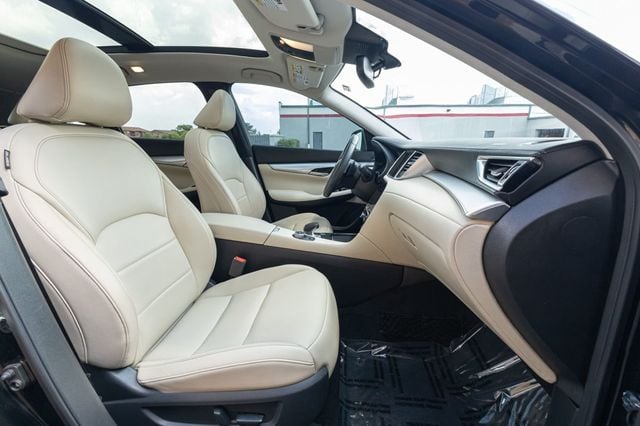 2021 INFINITI QX50 LUXE AWD - 22879523 - 17