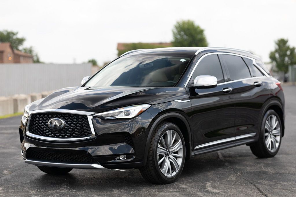 2021 Infiniti QX50 Luxe photo 2