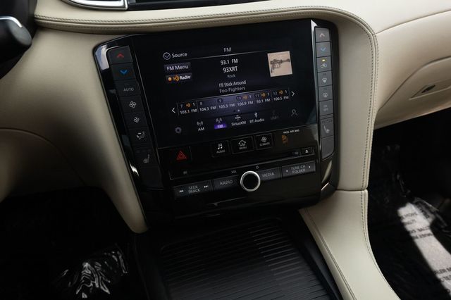 2021 INFINITI QX50 LUXE AWD - 22879523 - 24