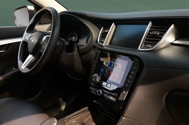 2021 INFINITI QX50 LUXE FWD - 23039024 - 24