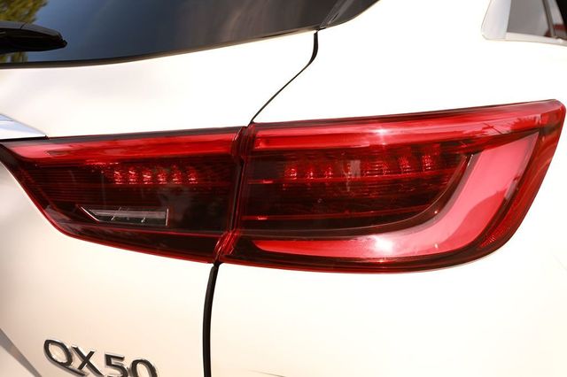 2021 INFINITI QX50 LUXE FWD - 23039024 - 27