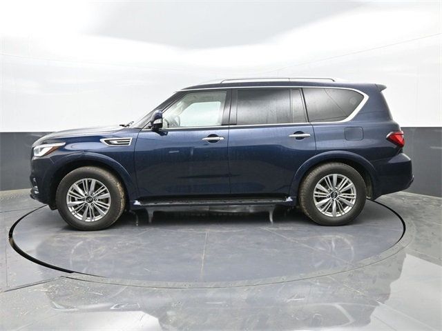 2021 Infiniti QX80 Luxe photo 2