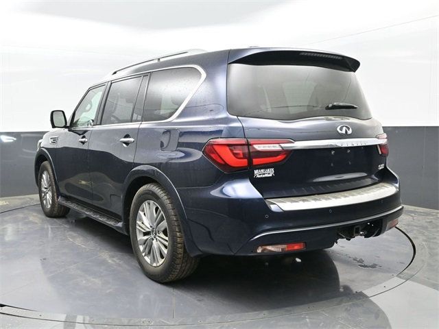 2021 Infiniti QX80 Luxe photo 3