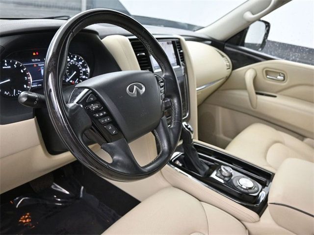 2021 Infiniti QX80 Luxe photo 4