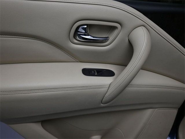2021 Infiniti QX80 Luxe photo 9