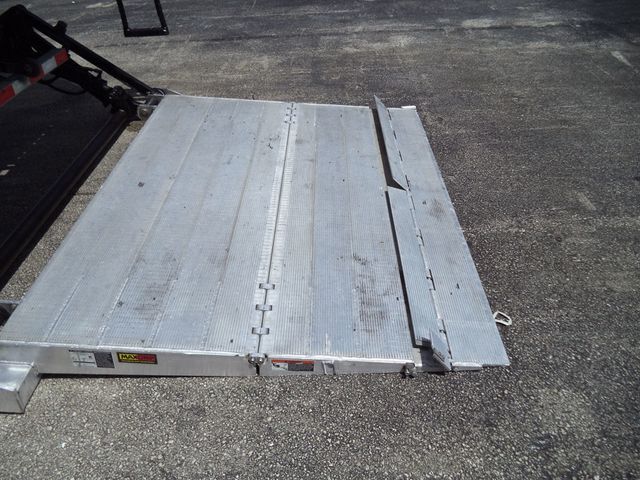2021 International MV607 w/ 26ft Dry Freight Moving Box Truck w/ Lift Gate - 23012927 - 31