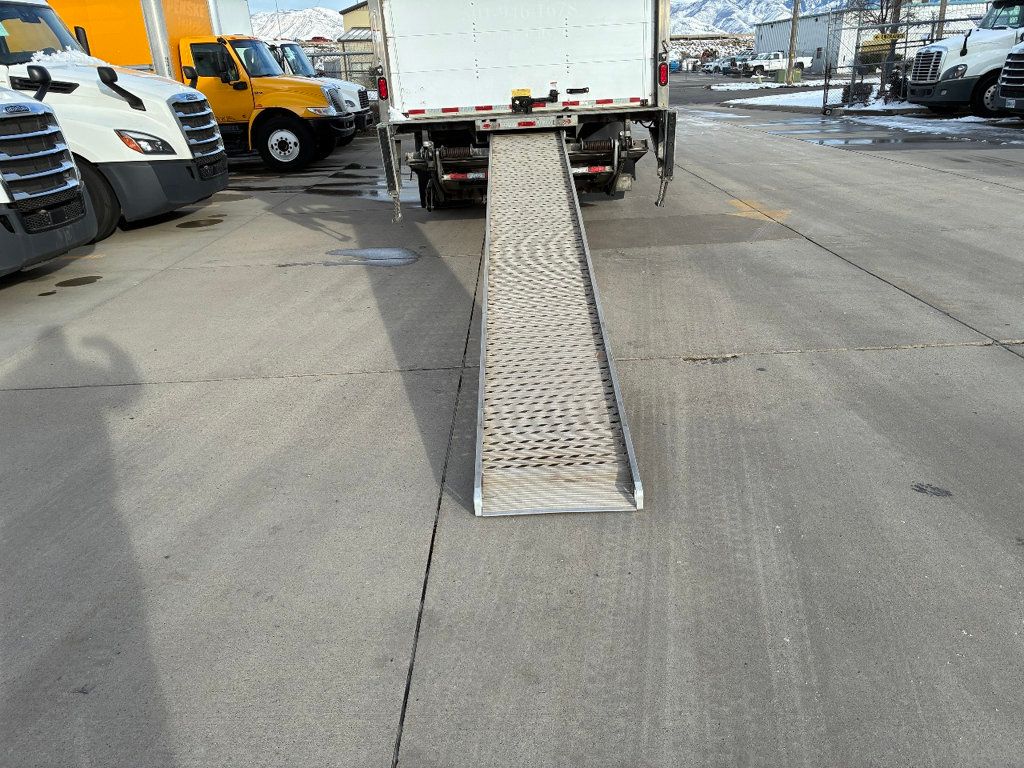 2021 International MV607 w/ 26ft Dry Freight Moving Box Truck w/ Lift Gate - 23012956 - 13