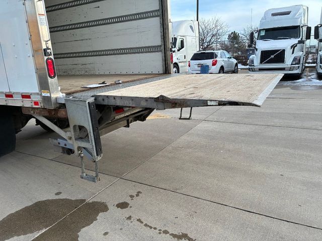 2021 International MV607 w/ 26ft Dry Freight Moving Box Truck w/ Lift Gate - 23012956 - 17