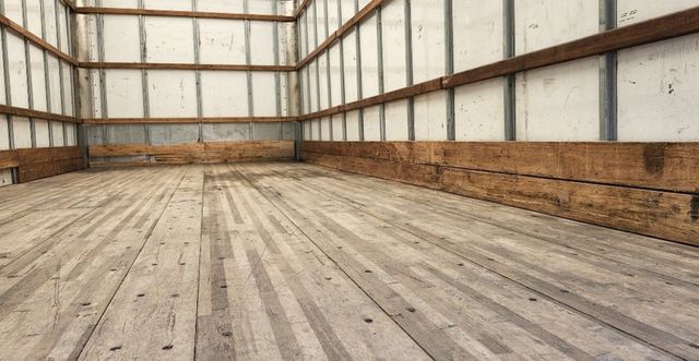 2021 International MV607 w/ 26ft Dry Freight Moving Box Truck w/ Ramp - 23067062 - 9