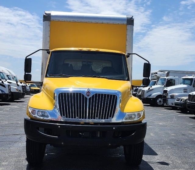 2021 International MV607 w/ 26ft Dry Freight Moving Box Truck w/ Ramp - 23067062 - 1