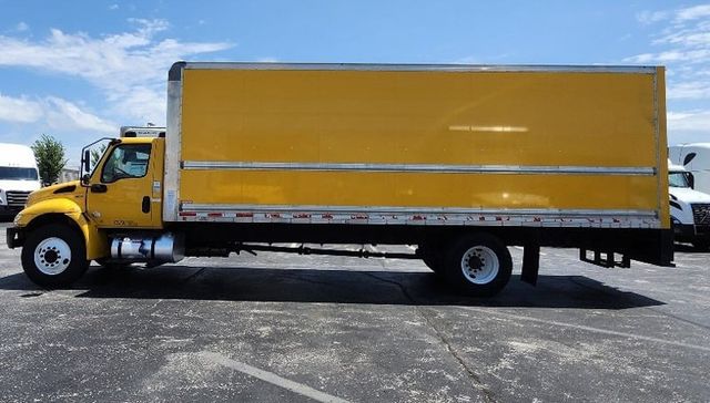 2021 International MV607 w/ 26ft Dry Freight Moving Box Truck w/ Ramp - 23067062 - 5