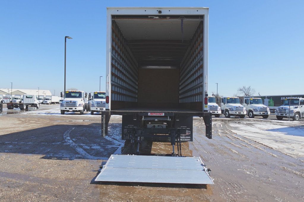 2021 Isuzu FTR (26ft Box with Gate) - 22978253 - 10