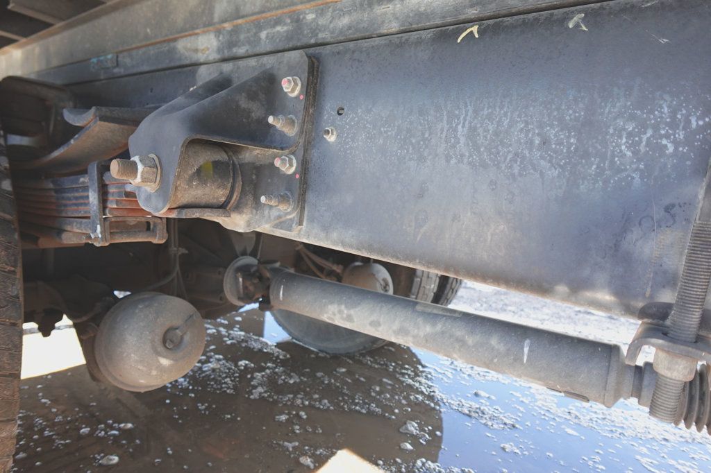 2021 Isuzu FTR (26ft Box with Gate) - 22978253 - 18