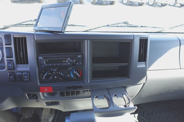 2021 Isuzu FTR (26ft Box with Gate) - 22978253 - 37