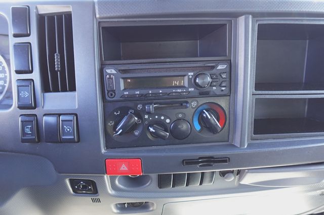 2021 Isuzu FTR (26ft Box with Gate) - 22978253 - 38