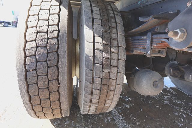 2021 Isuzu FTR (26ft Box with Gate) - 22978253 - 48