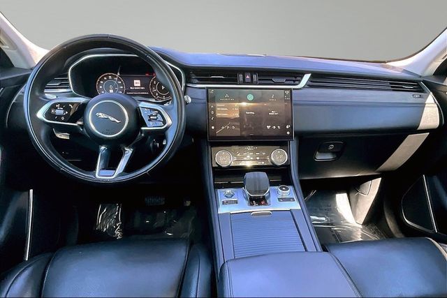 2021 Jaguar F-PACE P250 AWD S - 23042566 - 17