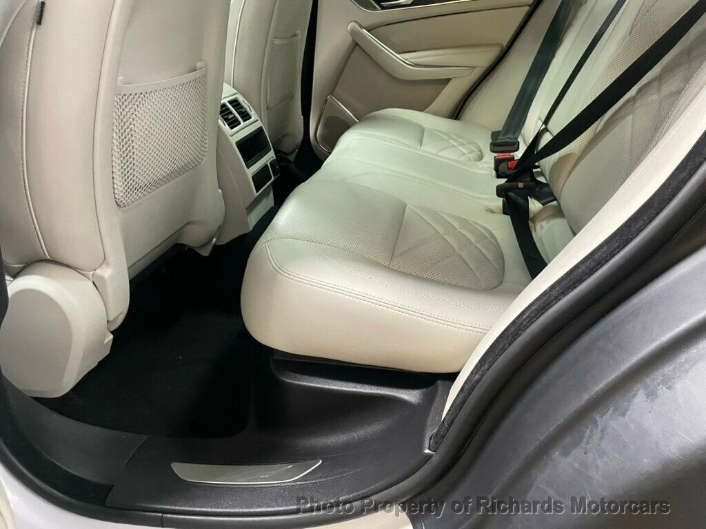 2021 Jaguar F-PACE P250 AWD S - 22943420 - 17