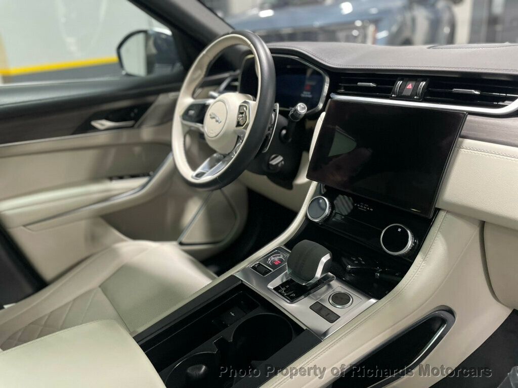 2021 Jaguar F-PACE P250 AWD S - 22943420 - 24