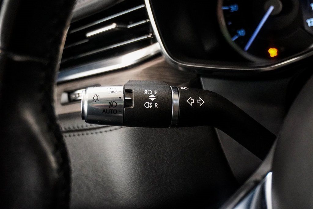 2021 Jaguar F-PACE P340 S photo 18