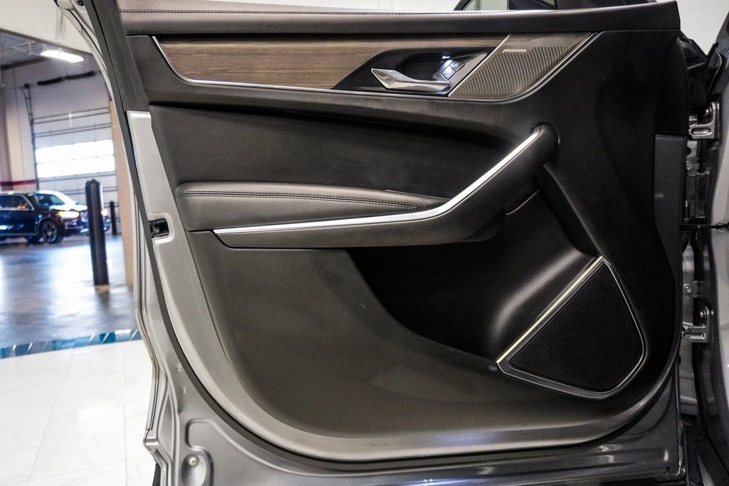 2021 Jaguar F-PACE P340 S photo 19