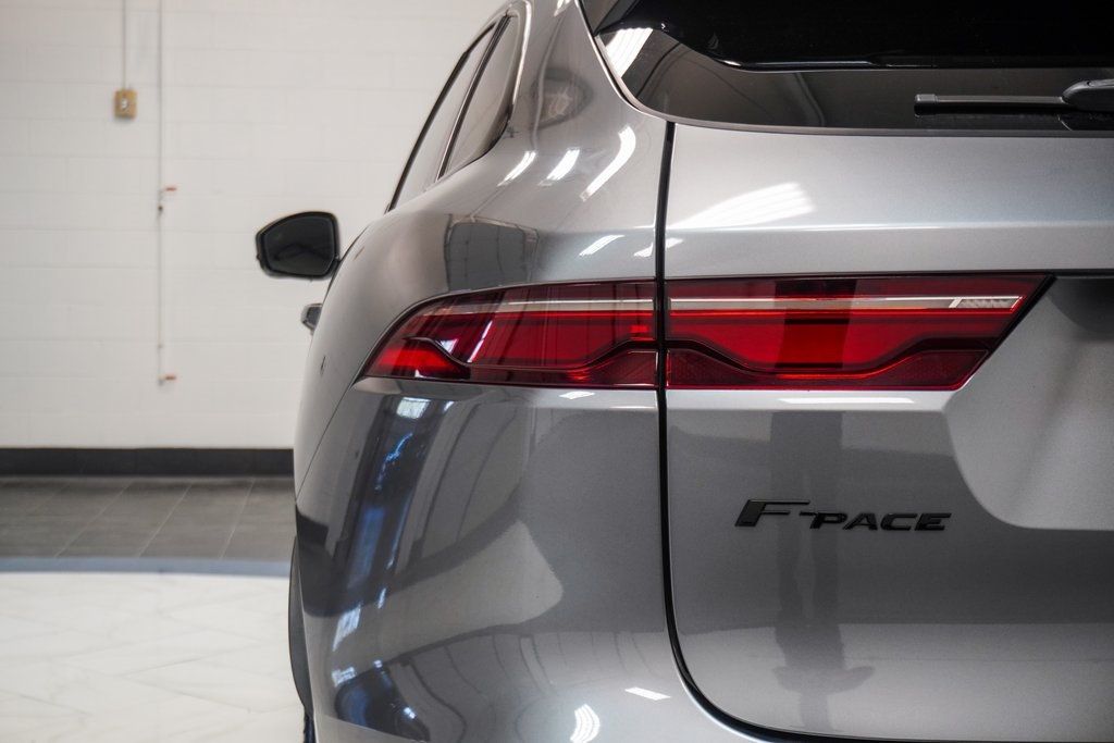 2021 Jaguar F-PACE P340 S photo 40