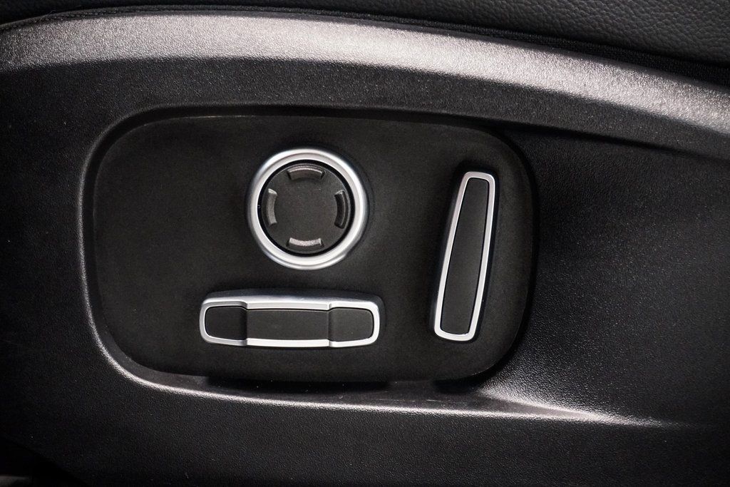 2021 Jaguar F-PACE P340 S photo 4