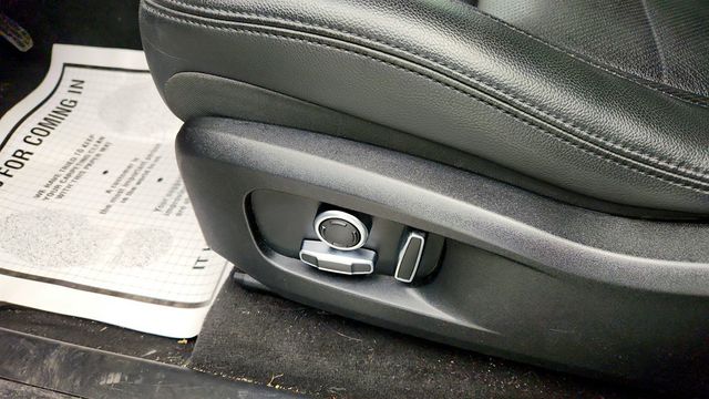 2021 Jaguar F-PACE P340 AWD S w/ 20'' Gloss Black Wheels & Cold Climate Pack - 23009252 - 11