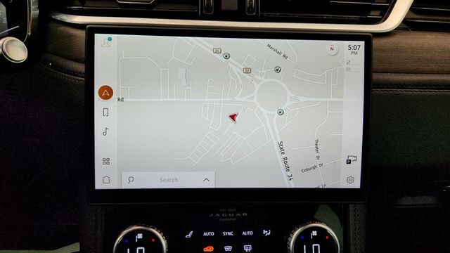 2021 Jaguar F-PACE P340 AWD S w/ 20'' Gloss Black Wheels & Cold Climate Pack - 23009252 - 18