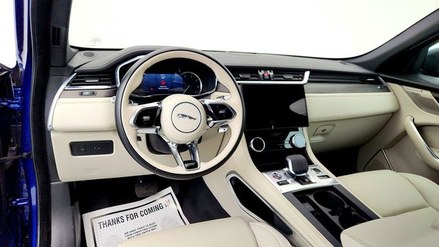 2021 Jaguar F-PACE P340 AWD S with Heated & Ventilated Front Seats and 19'' Wheels - 22957548 - 11