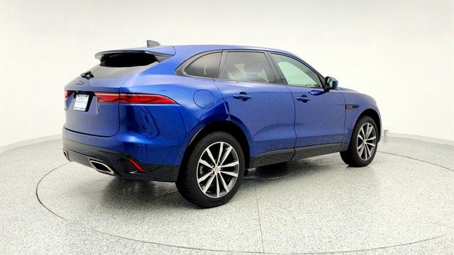 2021 Jaguar F-PACE P340 AWD S with Heated & Ventilated Front Seats and 19'' Wheels - 22957548 - 4