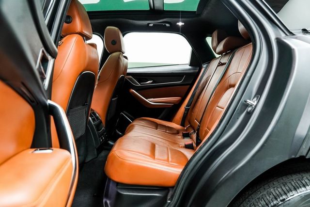 2021 Jaguar F-PACE P400 AWD R-Dynamic S - 22979721 - 42