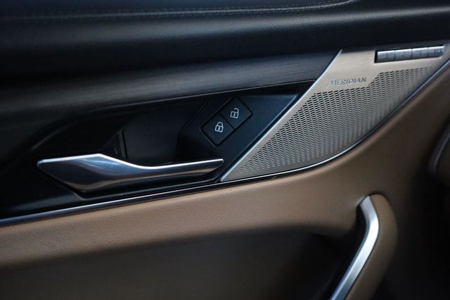 2021 Jaguar F-PACE S - 23096809 - 40